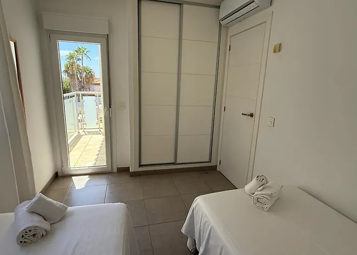 Paradise - Daisy Vila Nerja